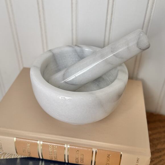 Marble Mortar and Pestle Apothecary Heavy White & Grey Herbs Spices Classic - Picture 2 of 4